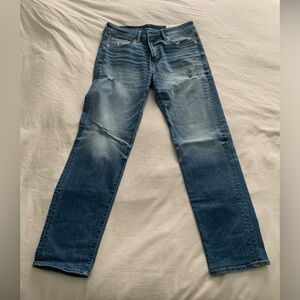 New Men’s AE jeans
